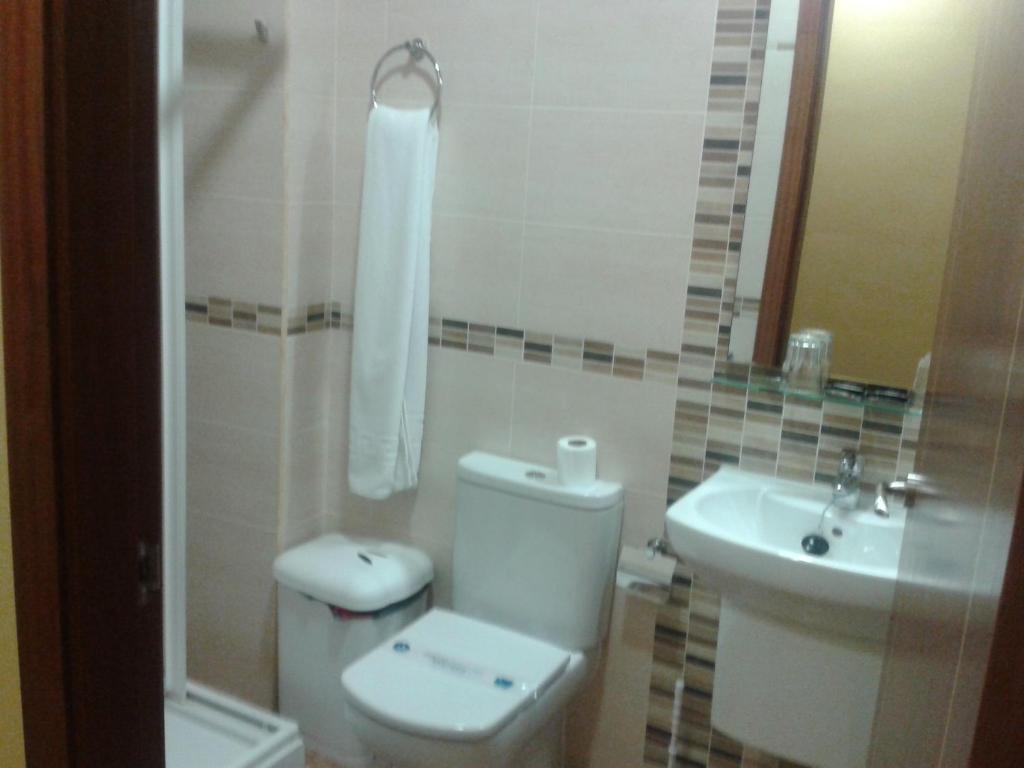Hostal Restaurante el Paraíso Don Benito Quarto foto
